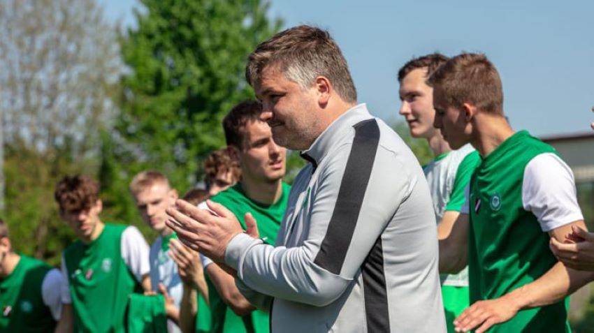 Metta/LU là đội bóng duy nhất được thành lập bởi 2 đội khác nhau hợp thành